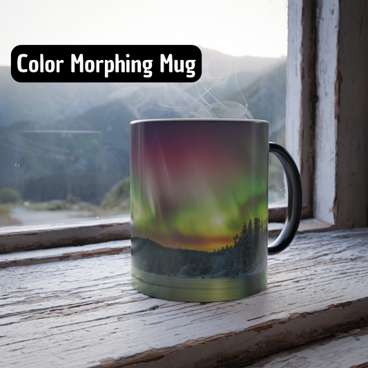 Mug of northern lights, color-changing mug, aurora borealis mug, magical mug, heat-reactive design, perfect northern lights gift.